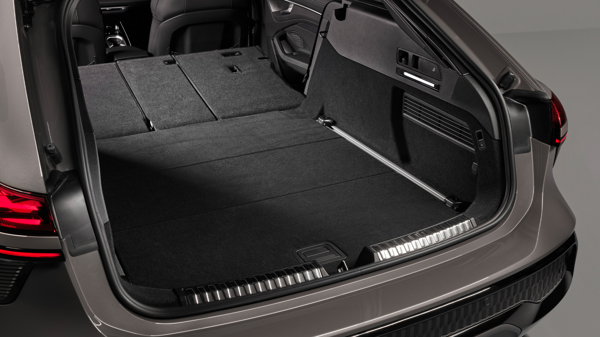 Kofferraum Audi A6 allroad